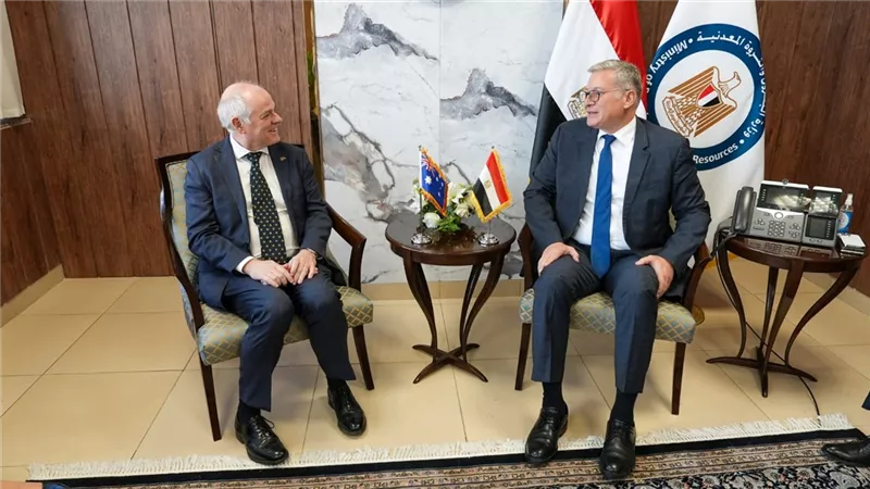 مصر وأستراليا تبحثان آفاق الشراكة في مجالات التعدين والطاقة المتجددة 
