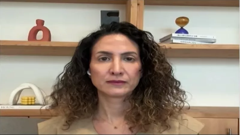 كيف ستتأثر أدوات الدخل الثابت بخفض الفائدة الأمريكية؟.. خبيرة تجيب 