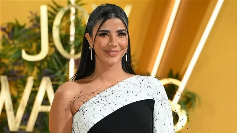 أول تعليق من ريم سامي على نقل نجلها للرعاية المركزة| خاص 