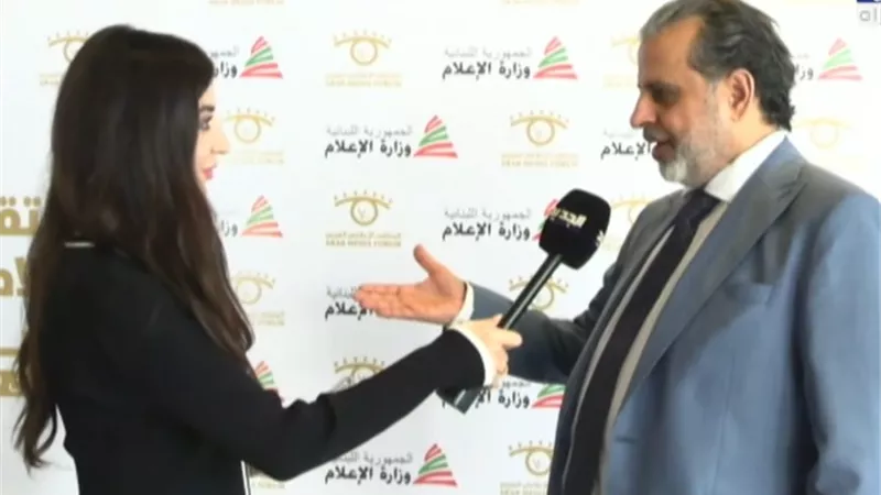 جدل واسع بعد مواقف محرجة لمذيعات قناة الجديد في ملتقى الإعلام العربي