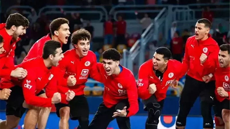 منتخب مصر يهزم إسبانيا ويتأهل لنهائي بطولة العالم للناشئين لكرة اليد