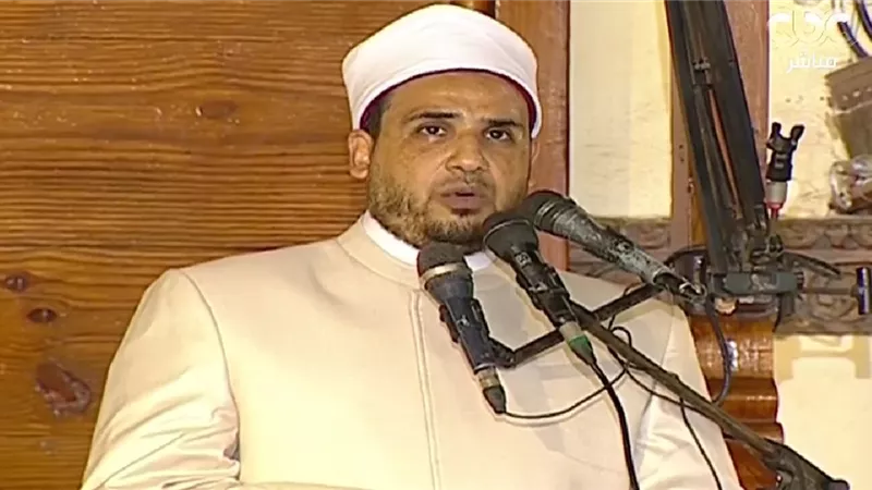 خطيب مسجد عمرو بن العاص: يجب على كل مصري معاملة السائح بالصورة اللائقة