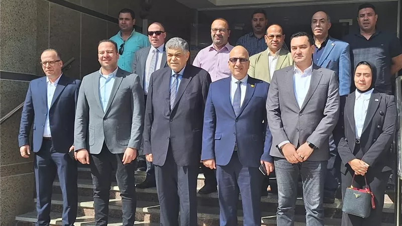 رئيس «صحة النواب» يزور البحيرة للتعرف على موقف المشروعات الجاري تنفيذها
