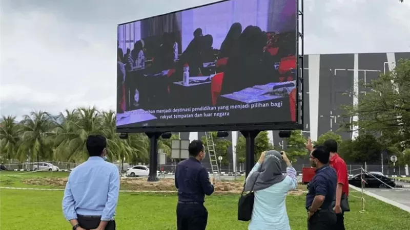 ميادين بورسعيد تشهد افتتاح المتحف الكبير بالبث المباشر