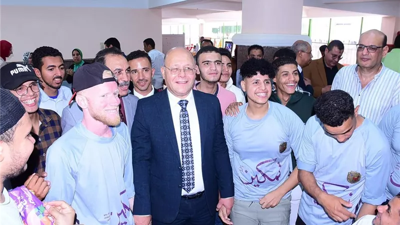 رئيس جامعة سوهاج: حريصون على خلق بيئة داعمة للطلاب ذوي الإعاقة|صور 