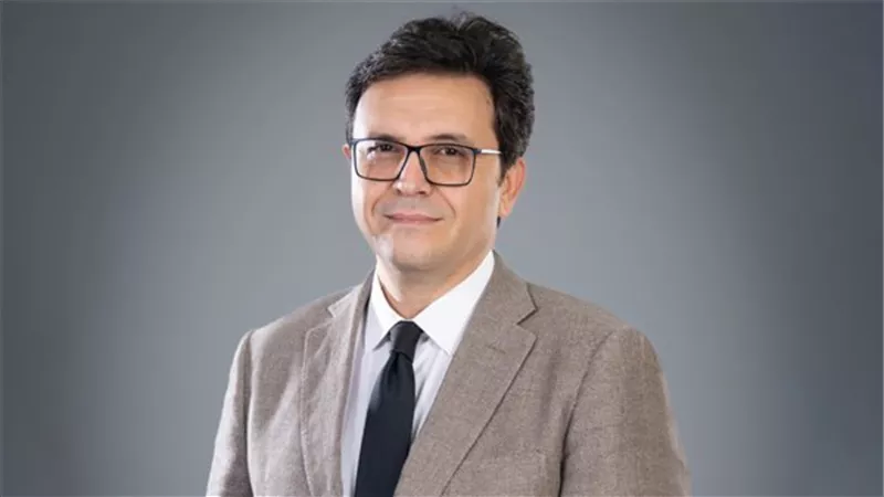 اليوم.. العرض المسرحي 