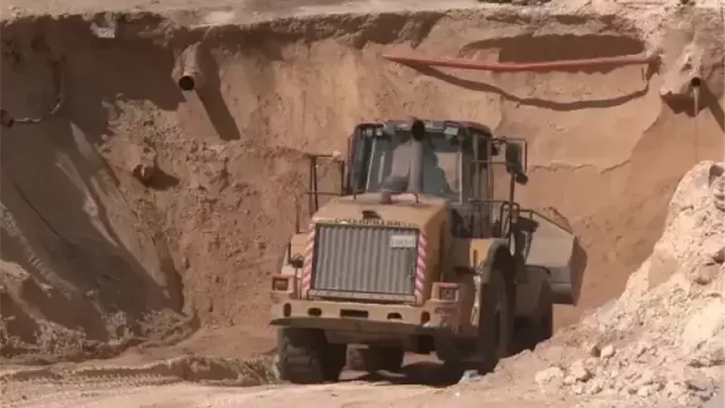 الاحتلال يسمح لحماس بالبحث عن جثة أحد أسراه في خانيونس