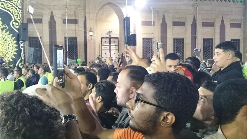 على أنغام مهدي التهامي.. ميدان سيدي إبراهيم الدسوقي يتحول لحلقة ذكر