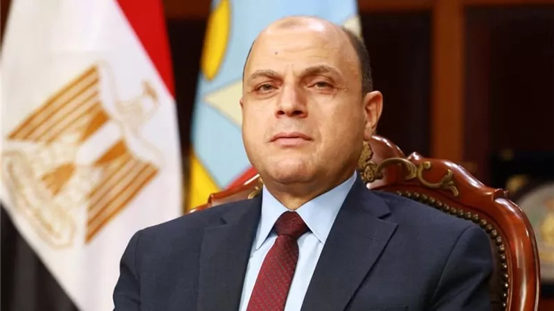 محافظ كفر الشيخ يهنئ لاعبي نادي دسوق لانضمامهما إلى صفوف منتخب كرة السرعة