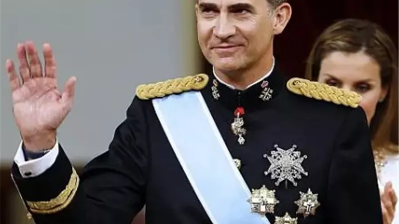 ملك إسبانيا يشارك في افتتاح المتحف المصري الكبير