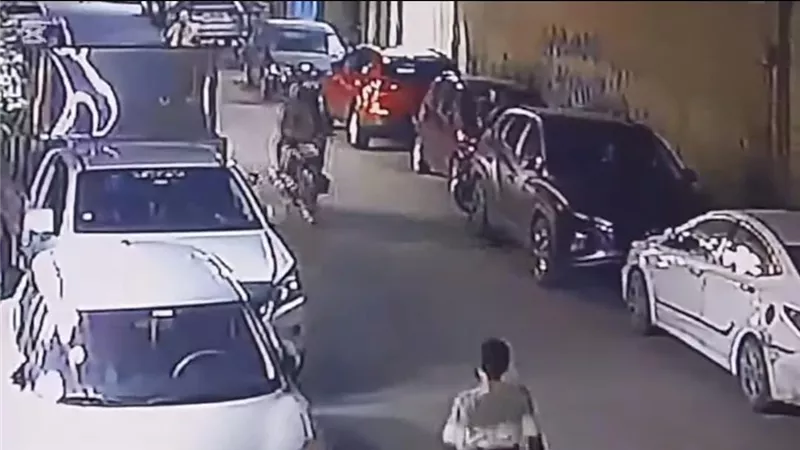 «أمن الغربية» يفحص فيديو سرقة «آيفون» من شاب فى طنطا  