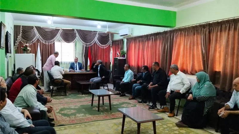سمسطا تطلق خطة شاملة لتحسين الخدمات ومعوقات التصالح