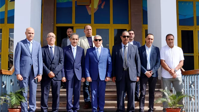 محافظ الإسماعيلية يهنئ اللجنة المؤقتة المُشكّلة لإدارة الدراويش