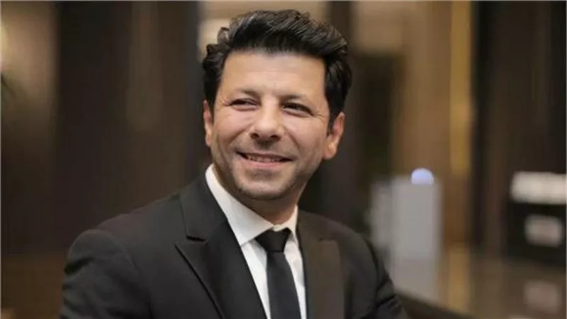 إياد نصار يحث المصريين على الفخر والسعادة قبل افتتاح المتحف المصري الكبير
