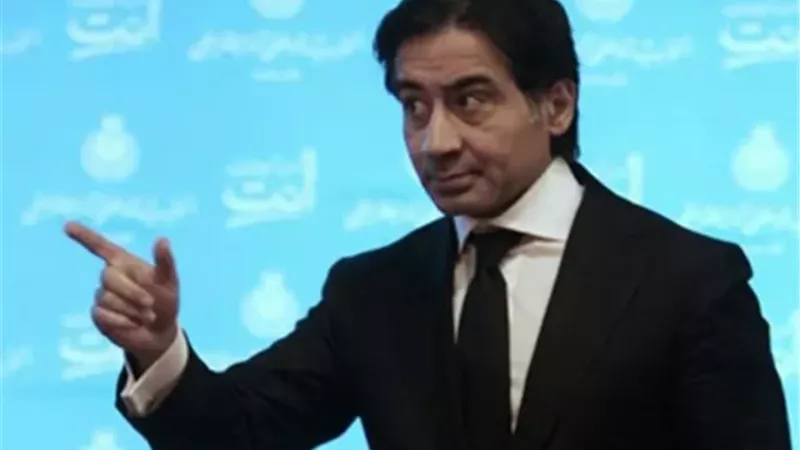 100 ألف قطعة أثرية.. أحمد عز يكشف تفاصيل بناء المتحف المصري الكبير