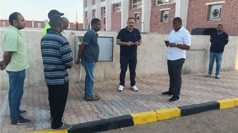 رئيس «مياه الأقصر» يتفقد محطة غرب النيل