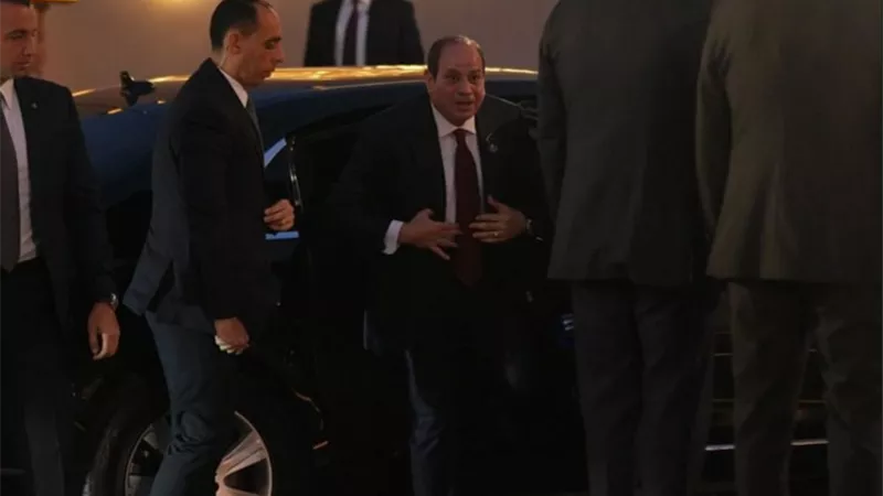 بث مباشر.. وصول الرئيس السيسي إلى حفل افتتاح المتحف الكبير