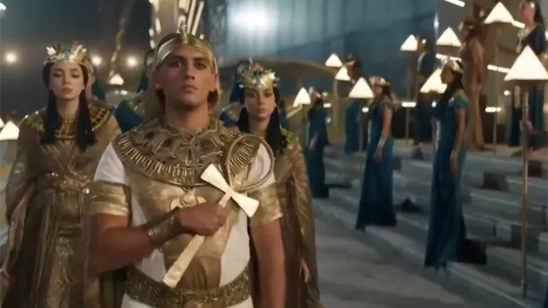 زي فرعوني.. أبطال مصر في الأولمبياد يتألقون في افتتاح المتحف الكبير