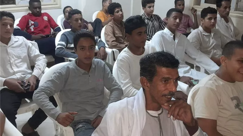 شباب الفشن يحتفلون بافتتاح المتحف المصري الكبير 
