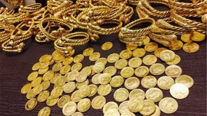 هدوء التداولات العالمية.. استقرار سعر ربع الجنيه الذهب عند 10,700   