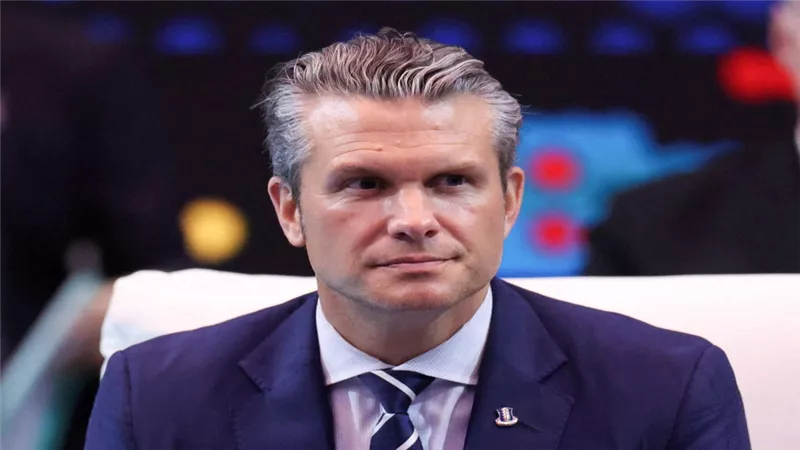 هيغسيث: مقتل 3 أشخاص في هجوم أمريكي على قارب لتهريب المخدرات بالكاريبي