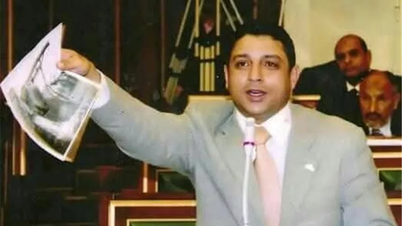 سقوط مرشح برلماني من فوق الحصان خلال مسيرة انتخابية بكفر الشيخ