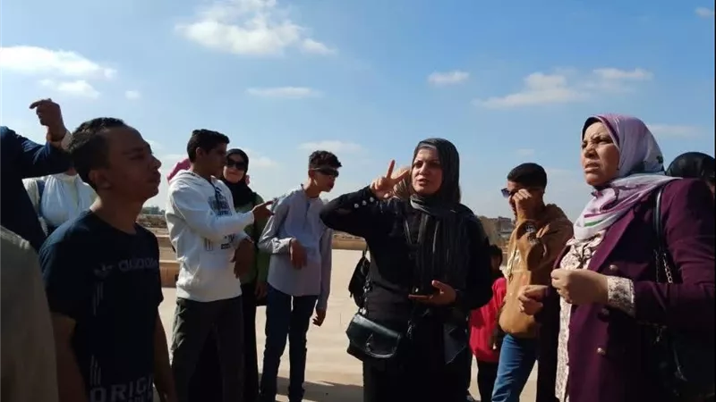 طلاب مدرسة الأمل للصم بالشرقية يزرون أثار تل بسطة|صور 