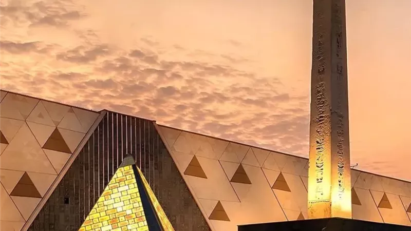 يعقوب السعدي يتغنى بـ حفل افتتاح المتحف المصري الكبير