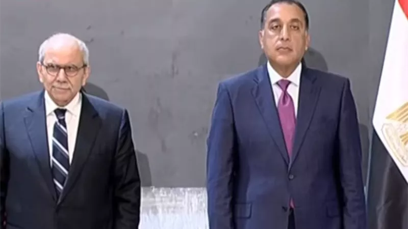 رئيس مجلس الوزراء ونظيره اللبناني يشهدان توقيع عدد من بروتوكولات التعاون بين البلدين