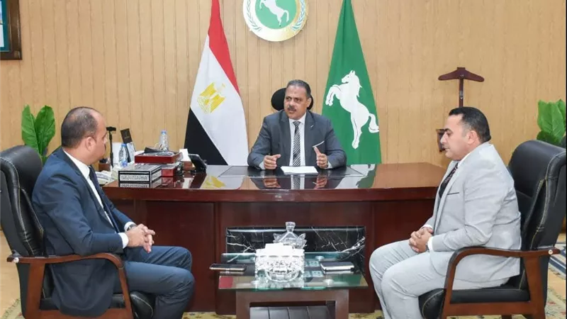 محافظ الشرقية لرؤساء المراكز الجدد: تذليل العقبات لسرعة إنهاء مصالح المواطنين |صور