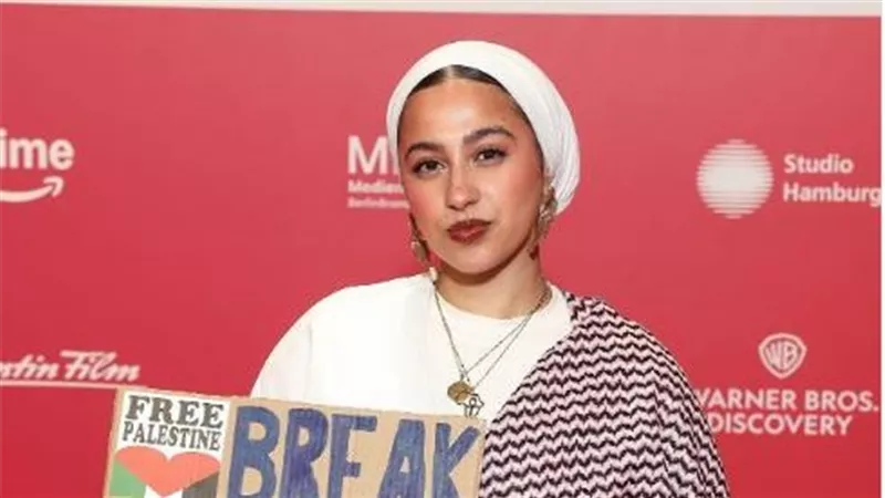 بسبب دعمها لفلسطين.. منع تقى الفوال من الصعود على المسرح في ألمانيا|فيديو