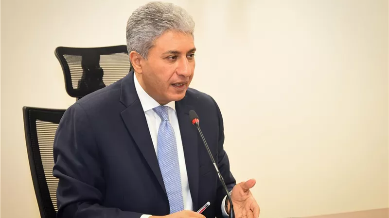 وزير السياحة يبحث مع رئيس المجلس العالمي للسفر آليات تعزيز التعاون وجذب الاستثمارات