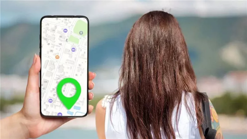 خدمة خفية داخل أندرويد تمنح النظام وصولا غير محدود إلى بيانات المستخدمين