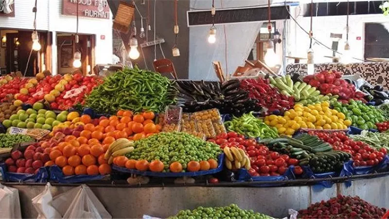 ارتفاع أسعار الطماطم يشعل الأسواق قبل رمضان.. ونقيب الفلاحين يوضح |خاص