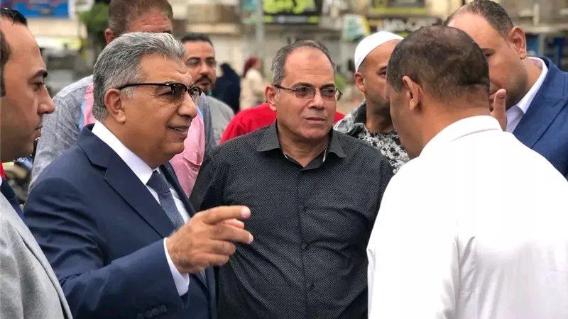 محافظ الدقهلية يتفقد موقف سندوب ويوجّه بتكثيف الرقابة وضبط الأداء  