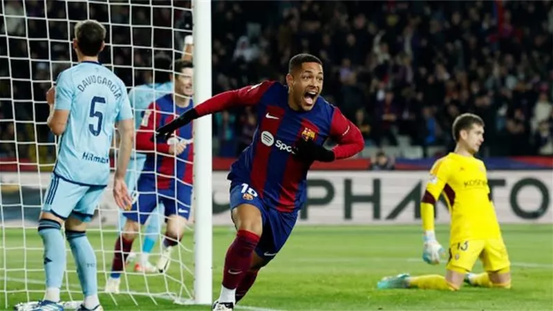 50 مليون يورو.. وسيلة مانشستر يونايتد لإغراء نجم برشلونة