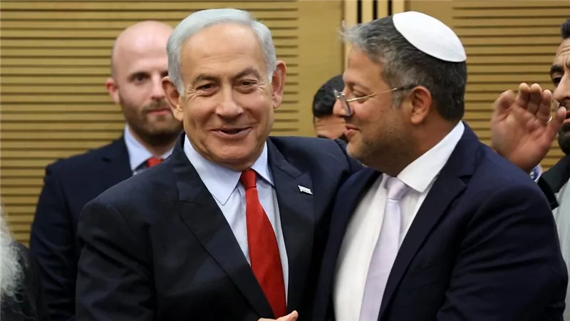 بن غفير يشكر نتنياهو لموافقته على قانون إعدام الأسرى الفلسطينيين