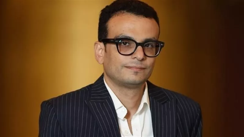 أمير رمسيس يرد بسخرية على نوارة نجم: لست ابن مشاهير ولا أجيد حتى 
