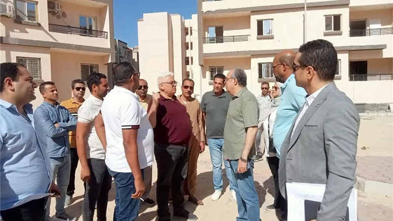 وفد من الإسكان يزور محافظة البحر الأحمر لتقديم الدعم الفني ومتابعة المشروعات