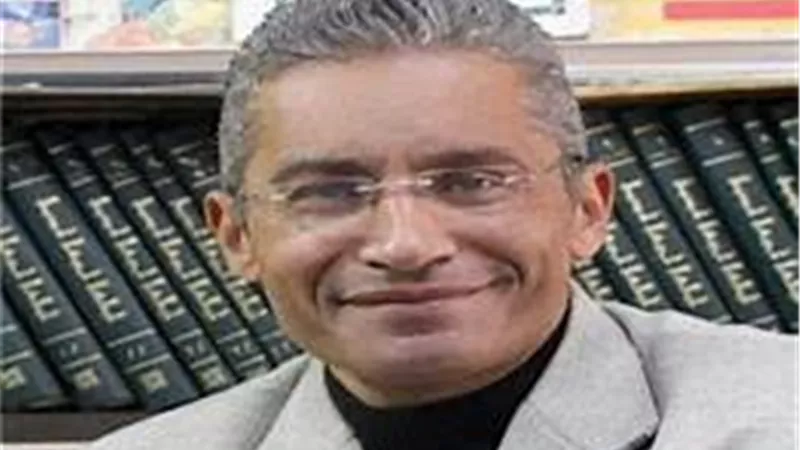 أحمد عبد النعيم: ثروت عكاشة نقل الثقافة من مفهومها الضيق إلى المعنى الأشمل|خاص