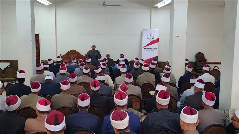 «أوقاف الفيوم» تنظم ندوة توعوية حول «نبذ العنف والدعوة إلى التراحم»