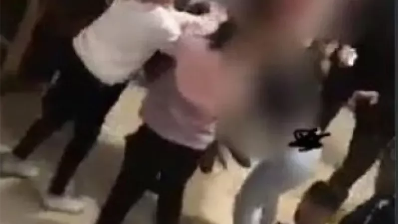  مشاجرة بين مرشحة لانتخابات مجلس النواب وصاحبة صالون لخلاف على فلوس التجميل