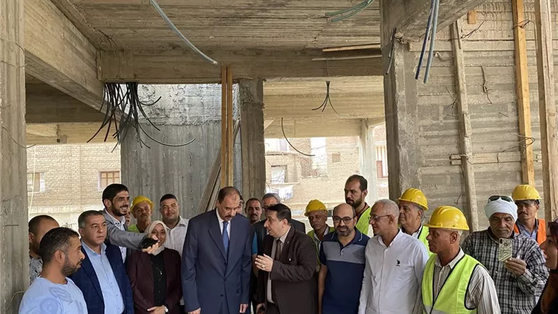 محافظ سوهاج يوجه بسرعة الانتهاء من مجمع الأثاث بطهطا