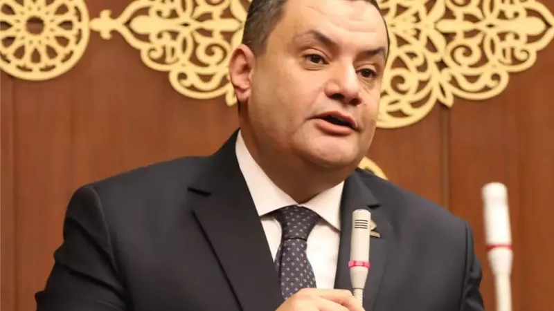 نجاتي: لابد من التعامل مع واقع تأثر بعض الفئات بالظروف الاقتصادية 