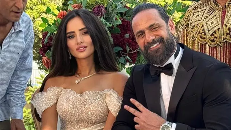 زواج عمرو مهدي وزينة.. ما حقيقة ظهورهما بملابس الزفاف؟