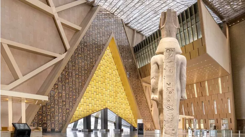 أسعار الجولات الإرشادية في المتحف المصري الكبير 2025 بالتفصيل