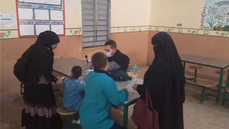 جامعة قناة السويس تطلق قافلة طبية شاملة بالمدرسة الفكرية في الإسماعيلية