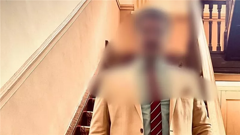 من قفص الاتهام لقاعة البراءة.. قصة مُرشح بالفيوم أشعل الجدل بانتحال صفة