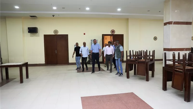  محافظ أسوان يتفقد المدينة الشبابية ويوجه بالجاهزية لاستقبال رحلات الشباب 