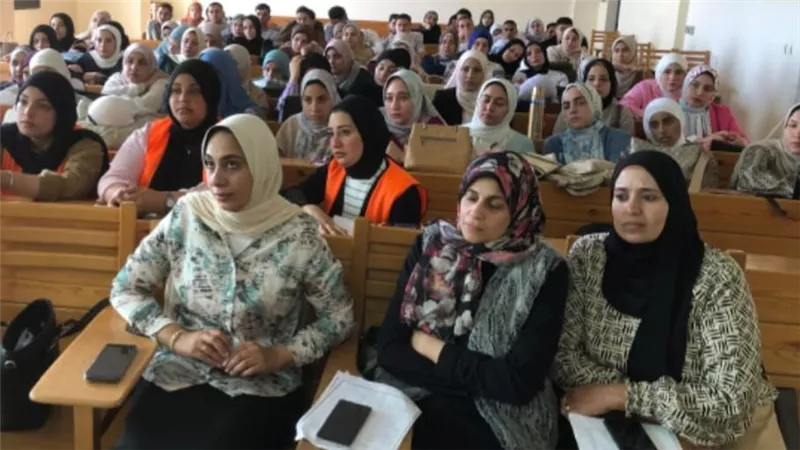 جامعة دمنهور وصندوق علاج الإدمان يعززان الوعي الطلابي بندوة توعوية